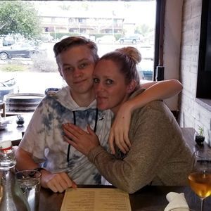 Meet your Posher, Lynsey